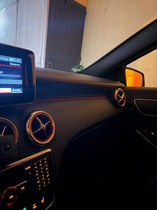 Mercedes-Benz Clase A 200 AMG 2015