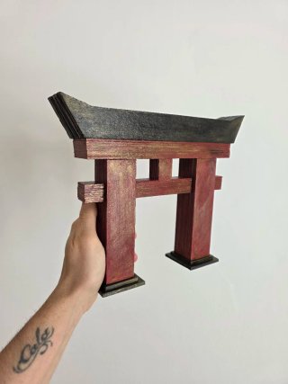 Escultura Torii Artesanal