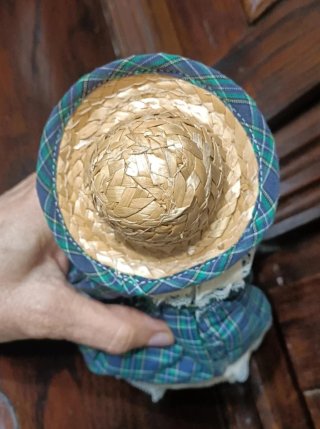 Bambola da collezione in porcellana
