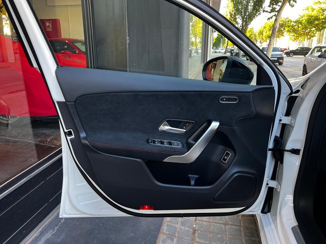 MERCEDES-BENZ Clase A A 250 e