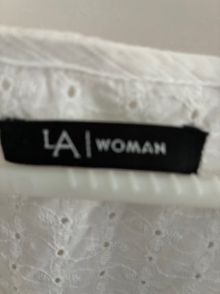 Blusa LA WOMAN blanca manga corta