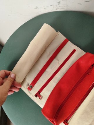 Joyero de viaje rojo
