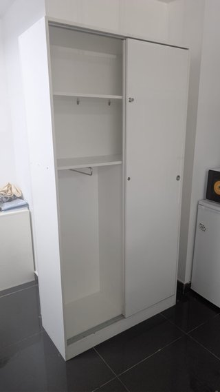 *PROMO REBAJADO* Armario Blanco con Llave