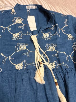 Abito corto blu ricamato taglia S/M