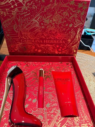 Cofre Perfume CH Good Girl Carolina Herrera 100%