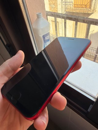 iPhone SE (2da Gen) Rojo