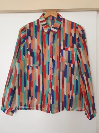 Lote 4 camisas mujer estampadas y lisas