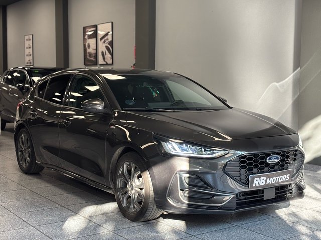 Ford Focus 1.0 Ecoboost MHEV 114kW ST-Line
