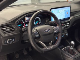Ford Focus 1.0 Ecoboost MHEV 114kW ST-Line