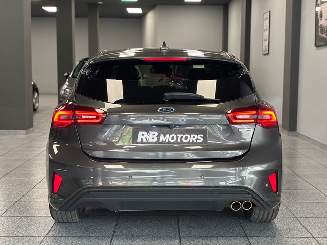 Ford Focus 1.0 Ecoboost MHEV 114kW ST-Line