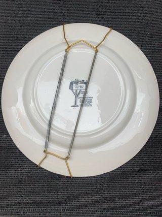 Johnson Bros 2 Platos Porcelana Vintage