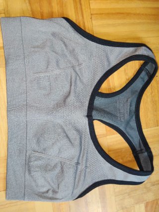 Sujetador deportivo gris