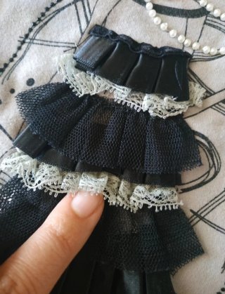 Artigli Maglia e Jeans 8 Anni