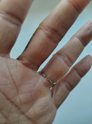 Anello a fiamma rosso e giallo