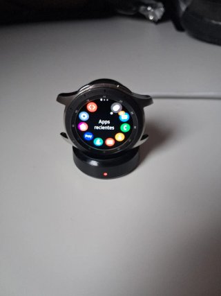 Samsung Galaxy Watch + Cargador (URGE VENTA)