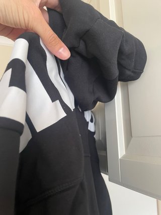 Sudadera Negra Capucha Eleven Degrees Alta Calidad