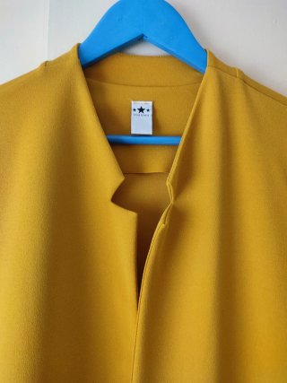 Chaqueta mostaza mujer