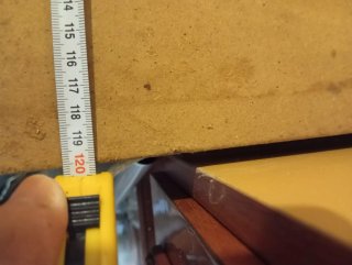 Banco de trabajo con 2 cajones 150 durante  Este m