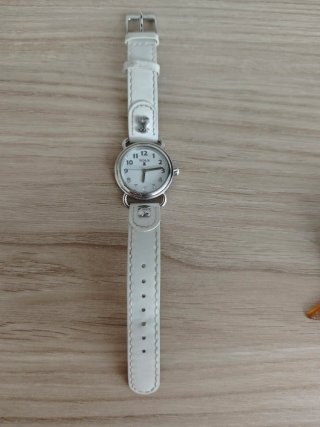 Reloj Tous Blanco y Plateado