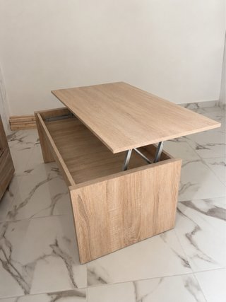 Mesa elevable de madera