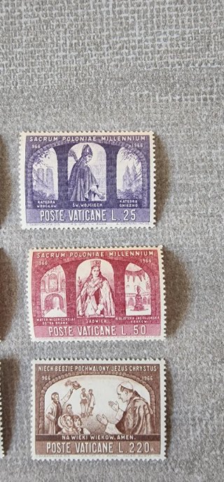 Serie francobolli Poste Vaticane Millennio