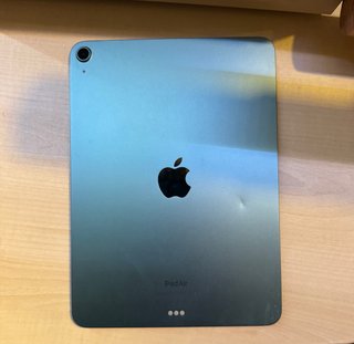 iPad Air 5 (2022) 64GB WiFi Argento