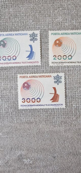 Serie francobolli Poste Vaticane 1000-2000-3000
