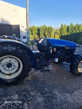 NEW HOLLAND  TN95FA 2008