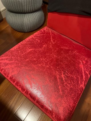 Mesa comedor y 4 sillas madera y tela