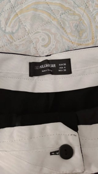 Pantalón vestir Pull&Bear negro