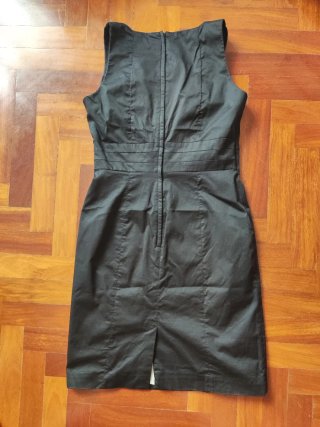 Vestido entallado H&M negro