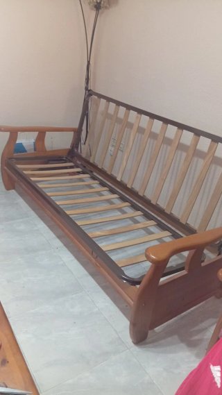 Sofá Cama y Sillones Madera y Tela