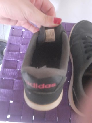 Deportivas Adidas Mujer Negras y Rosas