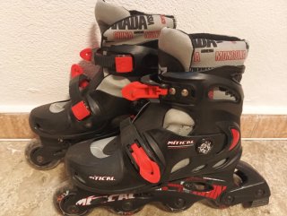 Patines infantiles MÍtical negros y rojos