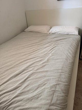 Cama IKEA