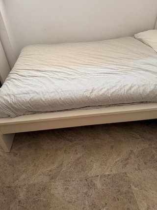 Cama IKEA