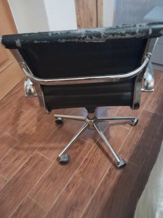 Silla de escritorio negra