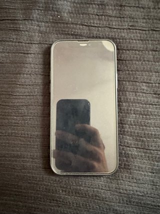 iPhone 12 Apple