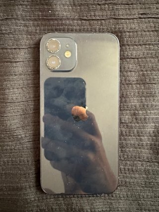 iPhone 12 Apple