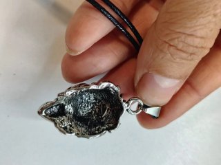 Collana con ciondolo testa di leone