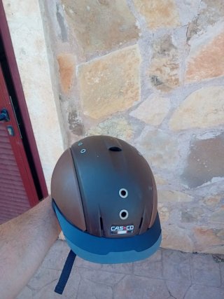 Casco y chaleco hípica