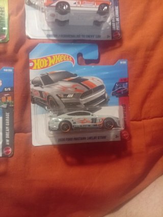 Lote 4 coches Hot Wheels
