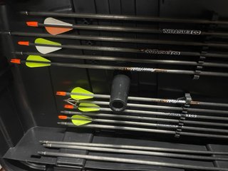 Arco de poleas PSE Stinger con accesorios