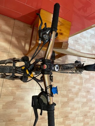 Bicicleta MTB 27.5