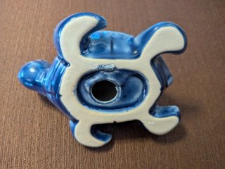 Tortuga cerámica azul decorativa