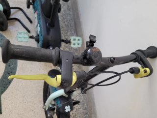 Bicicleta infantil B'TWIN Mini Monstres 500