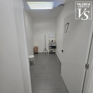 VS 0915 – CENTRO DE ESTÉTICA EN TRASPASO EN EXTRAM