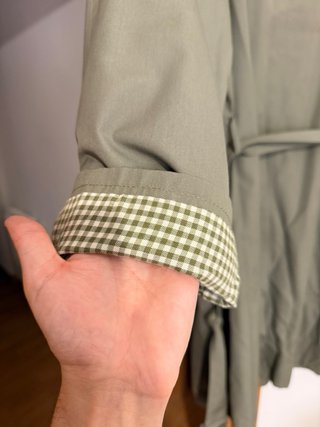 Gabardina verde oliva