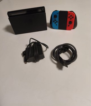 Nintendo Switch Base Rojo/Azul Neón