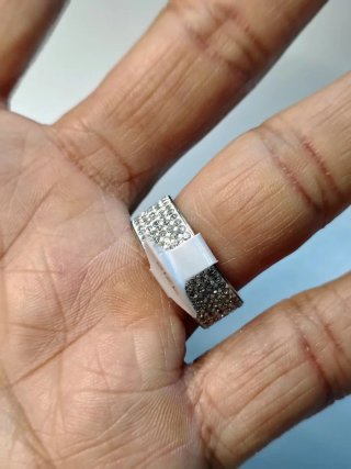 Anello fascia con strass